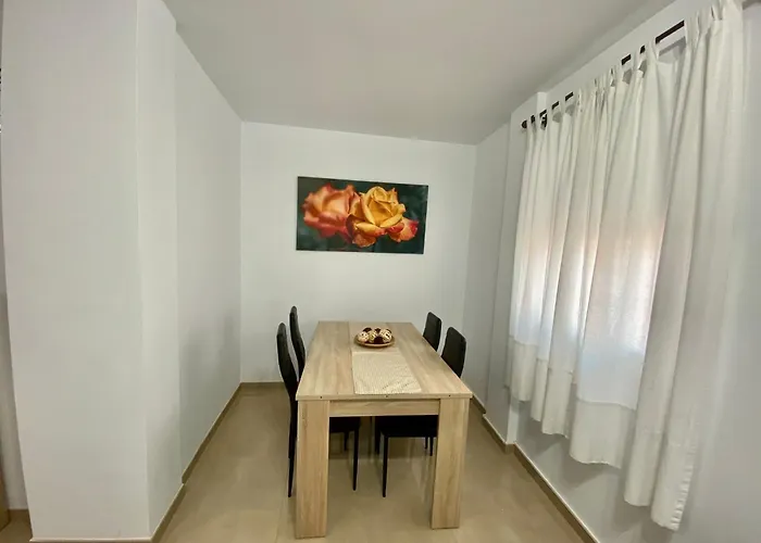 “Smile Nerja” Chic Apartment With Wifi, 4 Guests