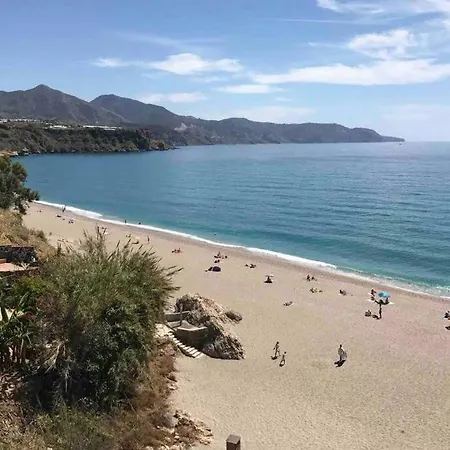 “Smile Nerja” Chic Apartment With Wifi, 4 Guests Exterior photo