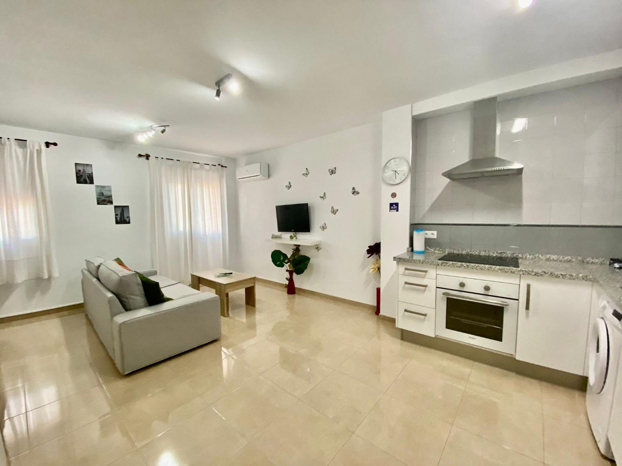 Apartment “smile Nerja” Chic With Wifi, 4 Guests *